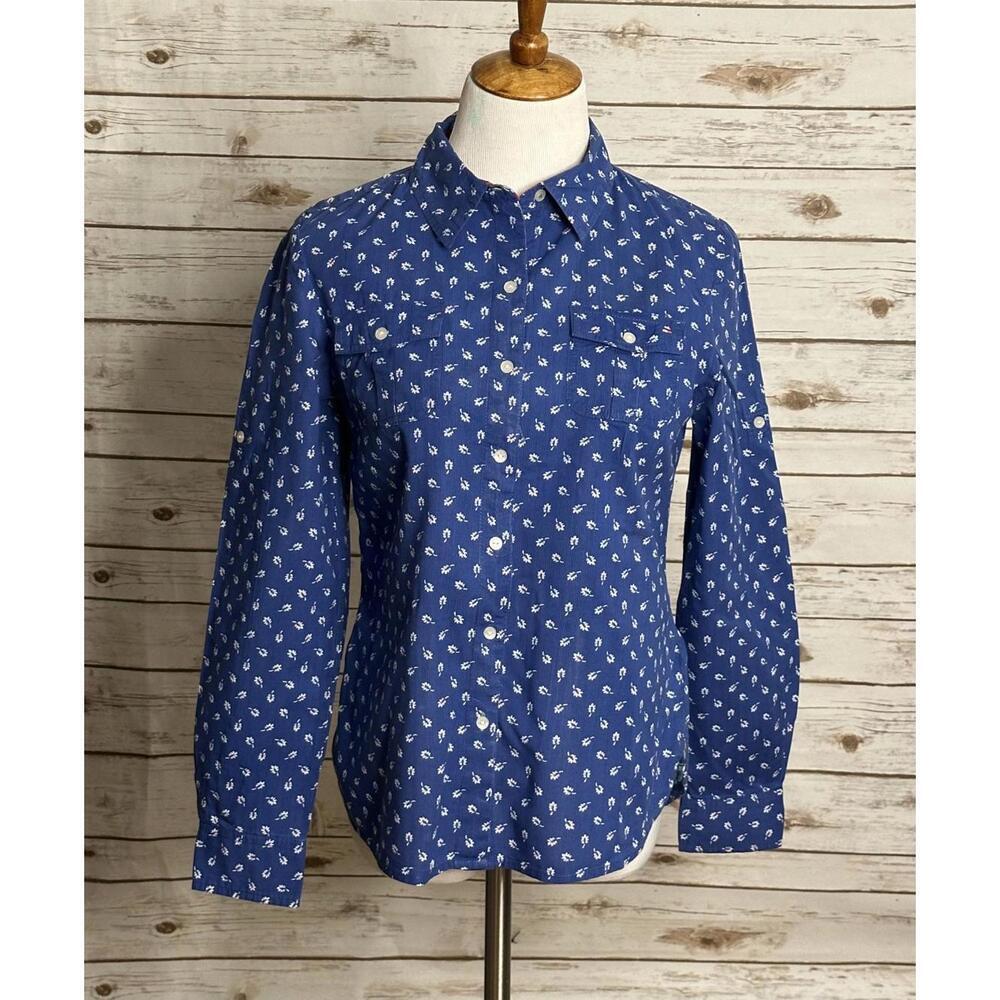 Tommy Hilfiger casual blue/white roll-tab sleeves button-front shirt Size Medium